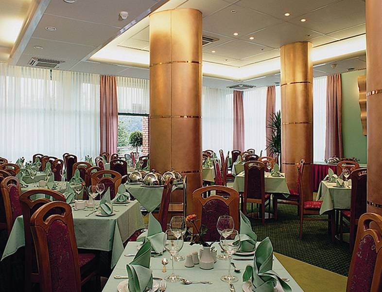 Hotel Orient Krasków Restaurant bilde